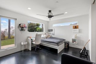 Single Family Residence, 427 Hilmen Place, Solana Beach, CA 92075 - 28