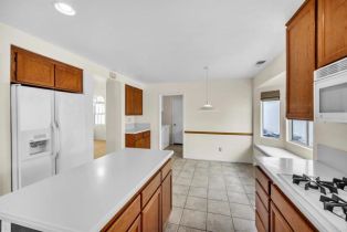 Single Family Residence, 6017 Piros way, Oceanside, CA 92056 - 9