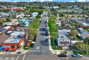 , 3304 Roosevelt #R, Carlsbad, CA 92008 - 10