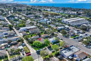 , 3304 Roosevelt #R, Carlsbad, CA 92008 - 2