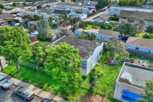 , 3304 Roosevelt #R, Carlsbad, CA 92008 - 9