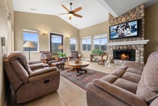 Single Family Residence, 42292 Tenaja Truck trl, Fallbrook, CA 92028 - 2