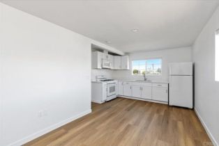 , 406 Cleveland st, Oceanside, CA 92054 - 6