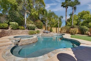 Single Family Residence, 835 Stratford Knoll, Encinitas, CA 92024 - 2