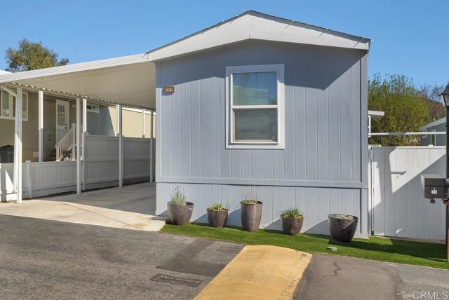 , 3909 Reche Rd Spc 191, Fallbrook, CA 92028 - 1