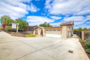 Single Family Residence, 1036 La Solana DR, CA  , CA 92028