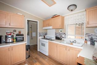 , 1455 Alturas, Fallbrook, CA 92028 - 10