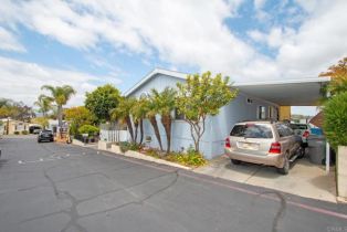 , 1455 Alturas, Fallbrook, CA 92028 - 4