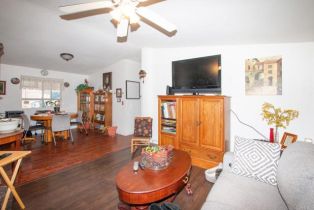 , 1455 Alturas, Fallbrook, CA 92028 - 6