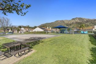 Single Family Residence, 4972 Lake Shore Court, Fallbrook, CA 92028 - 44