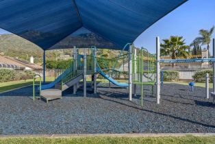 Single Family Residence, 4972 Lake Shore Court, Fallbrook, CA 92028 - 46