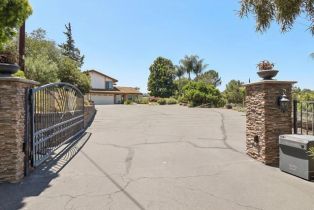 Single Family Residence, 4003 Mission rd, Fallbrook, CA 92028 - 5
