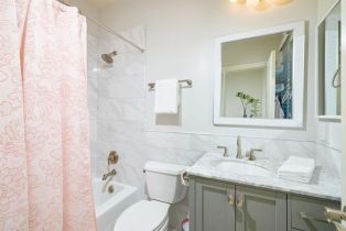 Single Family Residence, 6981 Corte Langosta, Carlsbad, CA 92009 - 32