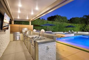 Single Family Residence, 6981 Corte Langosta, Carlsbad, CA 92009 - 4