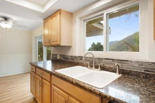 Single Family Residence, 10071 Gomez Creek rd, Fallbrook, CA 92028 - 13