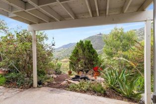 Single Family Residence, 10071 Gomez Creek rd, Fallbrook, CA 92028 - 31