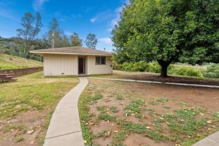Single Family Residence, 27229 Oakmont, Valley Center, CA 92082 - 27