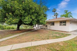Single Family Residence, 27229 Oakmont, Valley Center, CA 92082 - 28