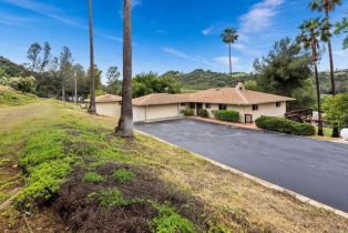 Single Family Residence, 27229 Oakmont, Valley Center, CA 92082 - 3