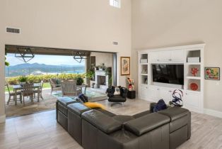 Single Family Residence, 8784 Avenida Mirador, Rancho Santa Fe, CA 92067 - 11