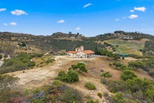 Single Family Residence, 2389 Eric Road, Fallbrook, CA 92028 - 38