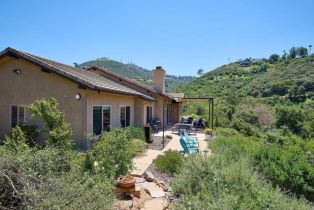 Single Family Residence, 2021 Willow Glen Road, Fallbrook, CA 92028 - 27