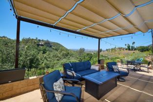 Single Family Residence, 2021 Willow Glen Road, Fallbrook, CA 92028 - 29
