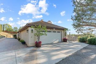 Single Family Residence, 13311 Hillstar lane, Valley Center, CA 92082 - 4