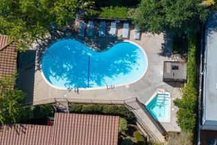 Condominium, 2404 Altisma way, Carlsbad, CA 92009 - 35