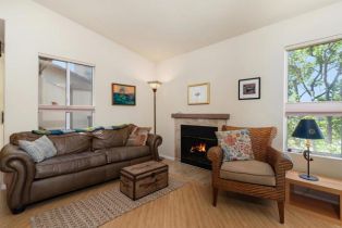 Condominium, 7488 Altiva pl, Carlsbad, CA 92009 - 10