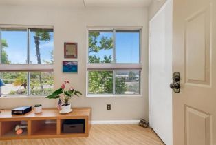 Condominium, 7488 Altiva pl, Carlsbad, CA 92009 - 7