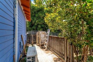 Single Family Residence, 2163 Gracey ln, Fallbrook, CA 92028 - 37