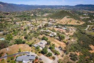 Single Family Residence, 15519 Villa Sierra, Valley Center, CA 92082 - 38