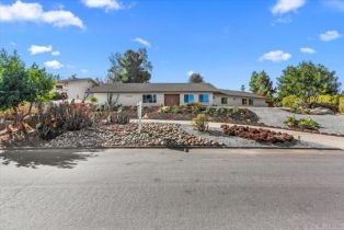 Single Family Residence, 16220 Del Norte, Poway, CA 92064 - 3