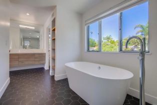 Single Family Residence, 747 S Cedros ave, Solana Beach, CA 92075 - 16