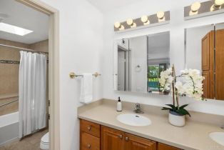 Condominium, 2294 Caminito Castillo, La Jolla, CA 92037 - 13