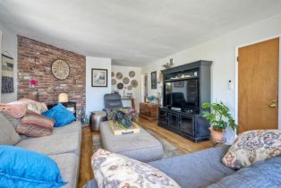 Residential Income, 1080 Buena pl, Carlsbad, CA 92008 - 4