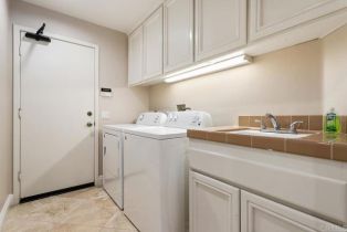 Single Family Residence, 6947 Dusty Rose pl, Carlsbad, CA 92011 - 37