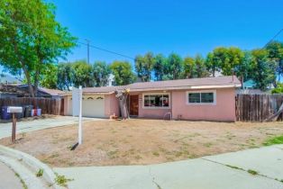 Single Family Residence, 728 Hackberry pl, Fallbrook, CA 92028 - 4