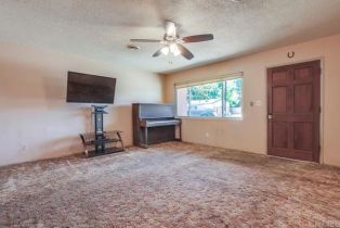 Single Family Residence, 728 Hackberry pl, Fallbrook, CA 92028 - 9