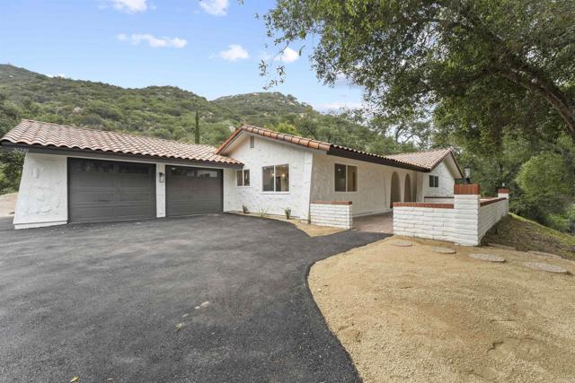 Single Family Residence, 26230 Lake Wohlford rd, Valley Center, CA 92082 - 1