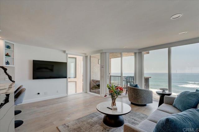 Condominium, 190 Del Mar Shores Terrace, Solana Beach, CA 92075 - 1