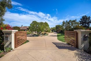 Single Family Residence, 4843 La Jacaranda, Rancho Santa Fe, CA 92067 - 5