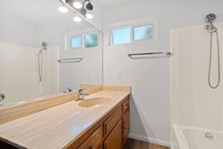 Single Family Residence, 1565 Chestnut ave, Carlsbad, CA 92008 - 11