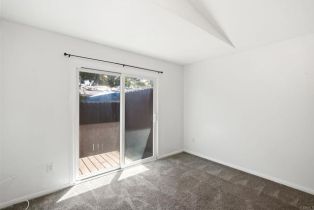 Single Family Residence, 1565 Chestnut ave, Carlsbad, CA 92008 - 6