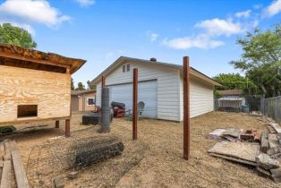 Single Family Residence, 1105 Via Prado, Fallbrook, CA 92028 - 33