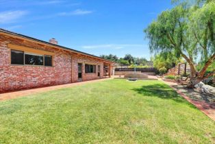 Single Family Residence, 29481 Miller rd, Valley Center, CA 92082 - 38