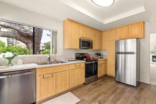 Condominium, 8278 Caminito Modena, La Jolla, CA 92037 - 8