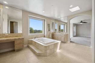 Single Family Residence, 970 DOVE RUN rd, Encinitas, CA 92024 - 14