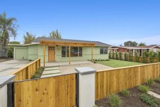 Single Family Residence, 1061 Buena Vista way, Carlsbad, CA 92008 - 2